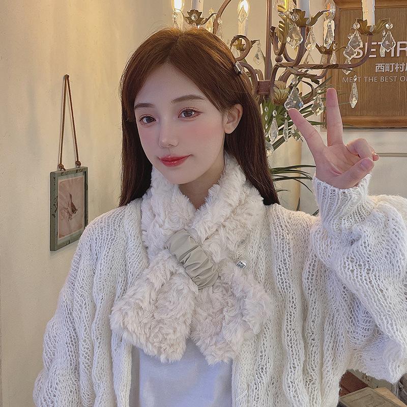 Autumn and winter warm plush scarf women's embossed leather strip, three-dimensional cross-thickened faux fur reed rabbit fur scarf, versatile for all