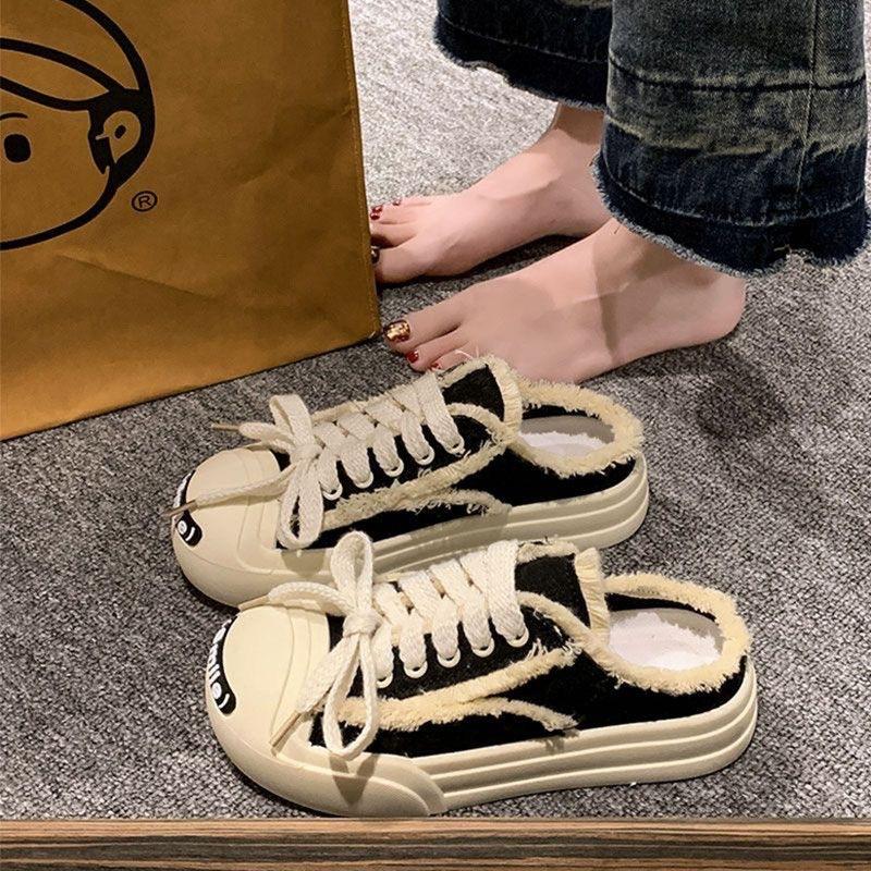 Открытая улыбка полулоток мешок голова маленькие белые парусиновые туфли женские летние 2024 новые универсальные ленивые повседневные классные тапочки на толстой подошве