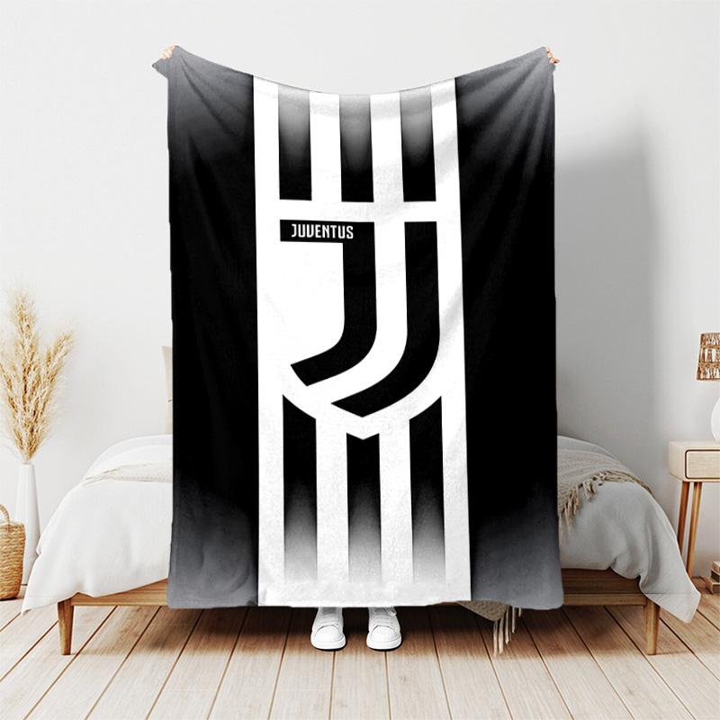 1pc Blanket - Juventus FC logo Print Design, Lightweight Blanket for Sofa, Bed- Soft &Warm, Gift for All Seasons