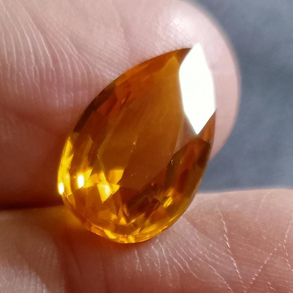 Top Quality Yellow Topaz Natural Pear Cut 7-9 Ct Certified Loose Gemstone