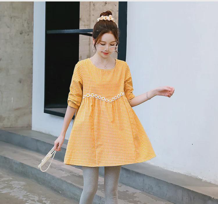 Maternity Autumn Fashion 2022: Stylish Loose Tops & Skirts for Plus-Size Women