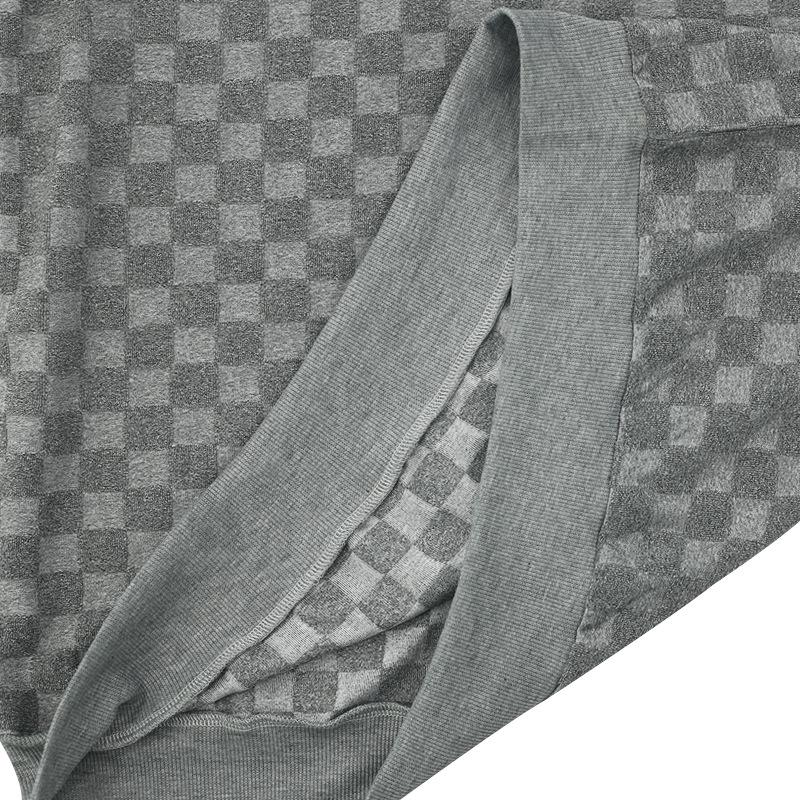 Мужской тяжелый жаккардовый трикотаж в клетку: Топ с круглым вырезом и длинным рукавом на Осень/Зиму 2023