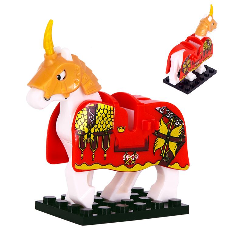 1pcs Medieval Horses Grey Bodies Blue Saddle Blankets White Horse Emblems Yellow Trims Building Block