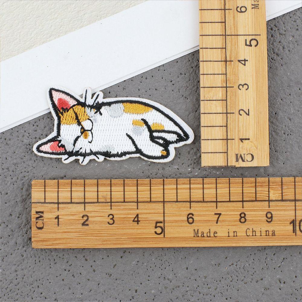 Значки, джинсы, детская одежда, нашивки для одежды, вышивка кота, нашивки с вышивкой кота, аппликации в виде кота