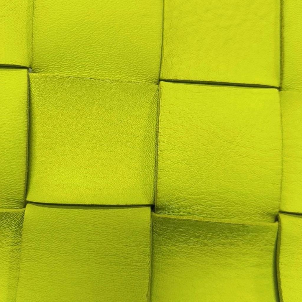 [Pre-Owned] Bottega Veneta Belt Cassette Bag 'Acid Kiwi/Silver' - Very Good #UGQW9