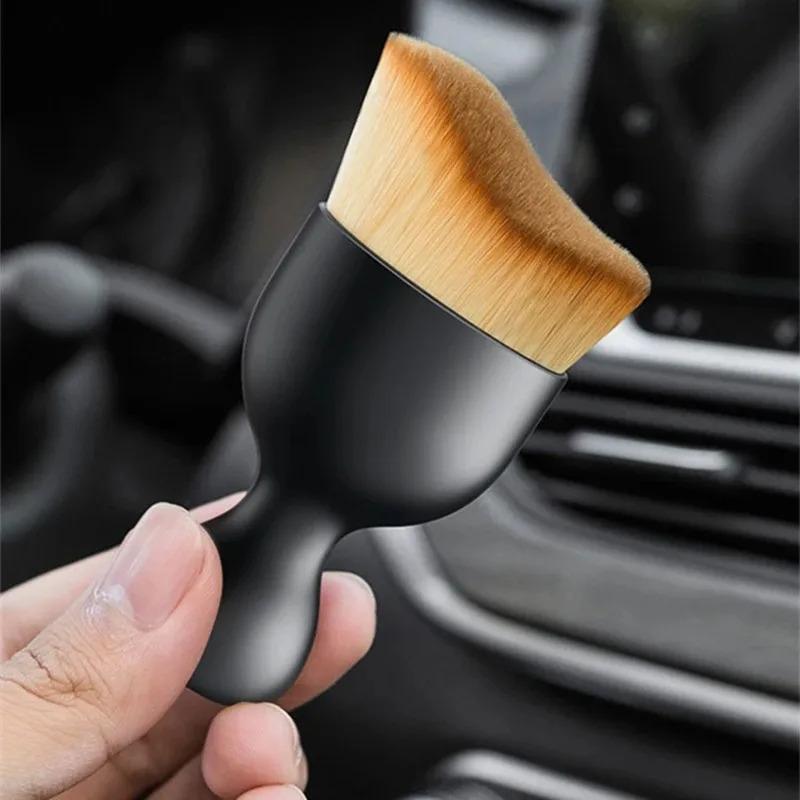 1/6pcs Car Interior Cleaning Soft Brush Tool Dust Remover For BMW X1 X3 X5 X4 X6 G30 G20 E46 E90 E60 F10 F30 F20 F40 E39 E36 E87