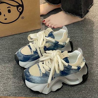 Модные женские массивные кроссовки Оригинальная повседневная обувь Дизайнерская обувь для увеличения роста Спортивная обувь для женщин На шнуровке Платформа Вулканизированная обувь