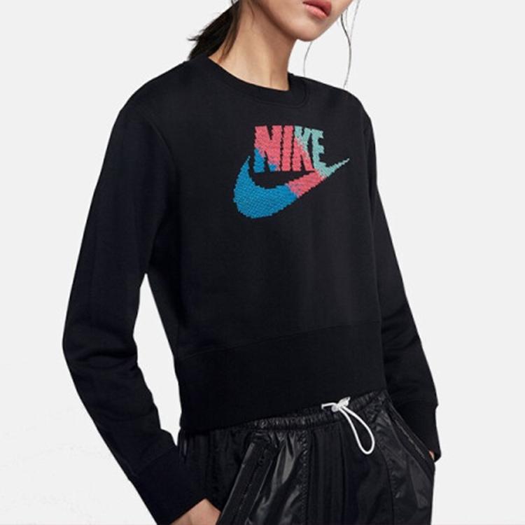 Nike Women's Sportswear Crew Neck Pixel Logo Sweatshirt Black BV2801-010