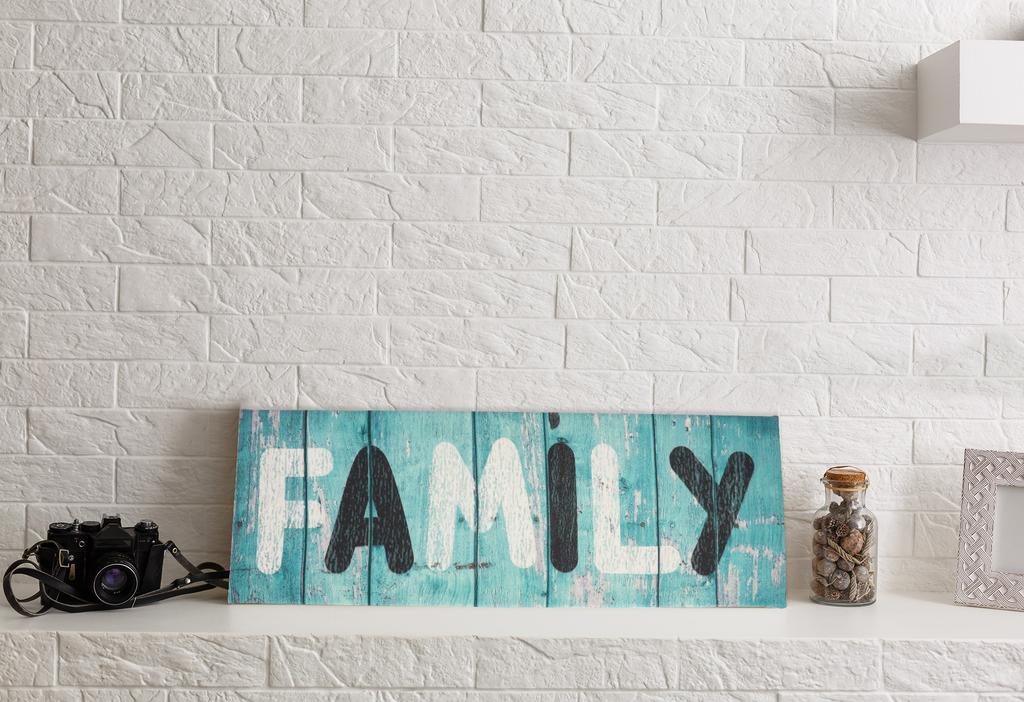 Inkdotpot Декор для стен на натянутом холсте с цитатами, Семейный декор для стен - 8 x 24 Деревенский настенный знак - Декор фермерского дома Имитация таблички