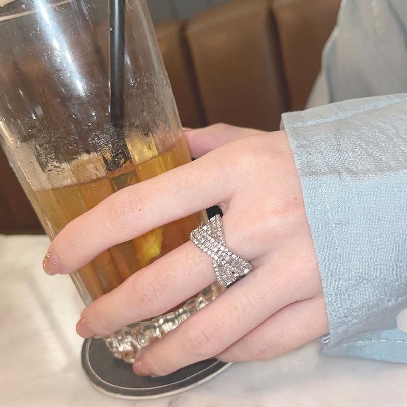 Unique Design Fashionable Adjustable Open Ring For Women Vintage Zircon Copper Jewelry