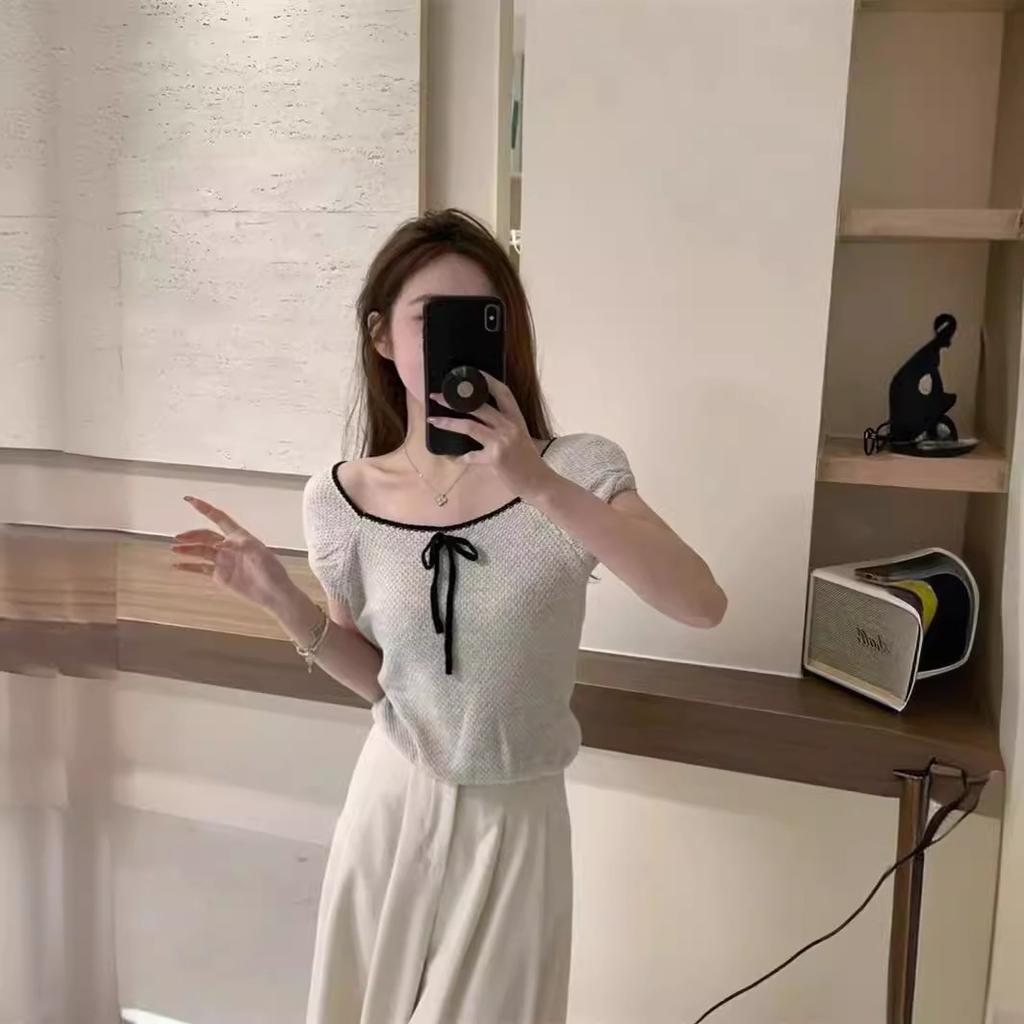 Pure and Sexy Girls Age-reducing Bow Contrast Short-sleeved Knitted T-shirt for Women In Summer New Slim Short Top