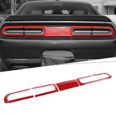 Красные накладки на задние фонари для Dodge Challenger 2015+