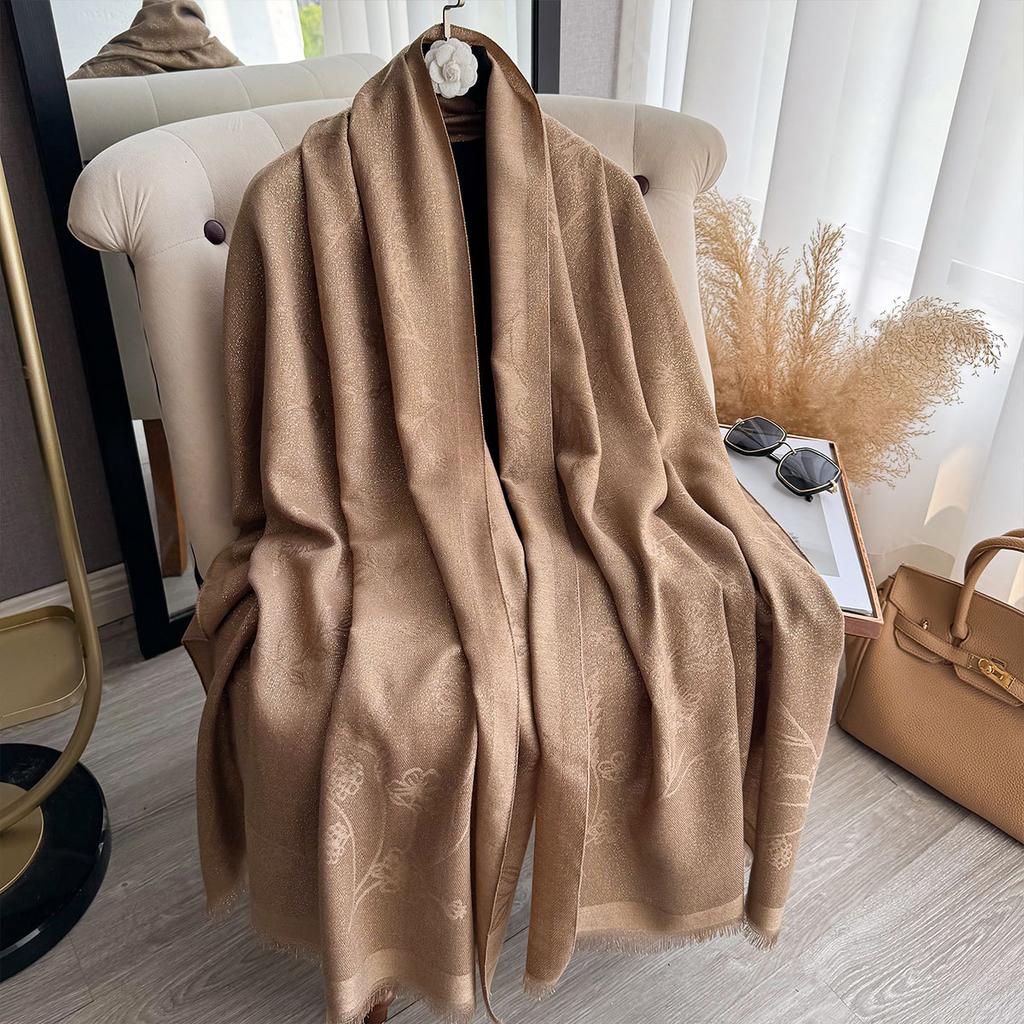 Gold Thread Scarf Women'S Autumn High-End Feeling Small Floral Japanese Silk Scarf Soft Thin Shawl Headscarf