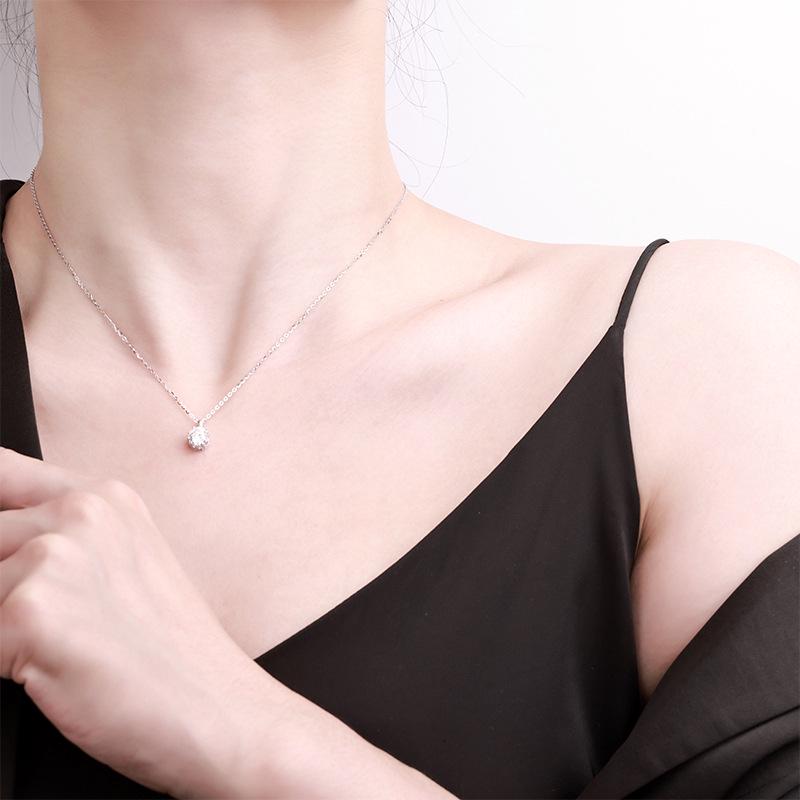 S925 Sterling Silver Moissanite Simple Necklace, 1 Carat Light Luxury Gift, Niche Design Pendant