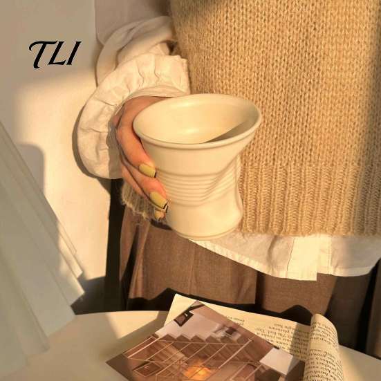 Aesthetic Desktop Decor Ceramic Irregular Pleated Water Cup, Simple Style Dopamine Solid Coffee Mug Color Mug, Decorative Teacup for Home And