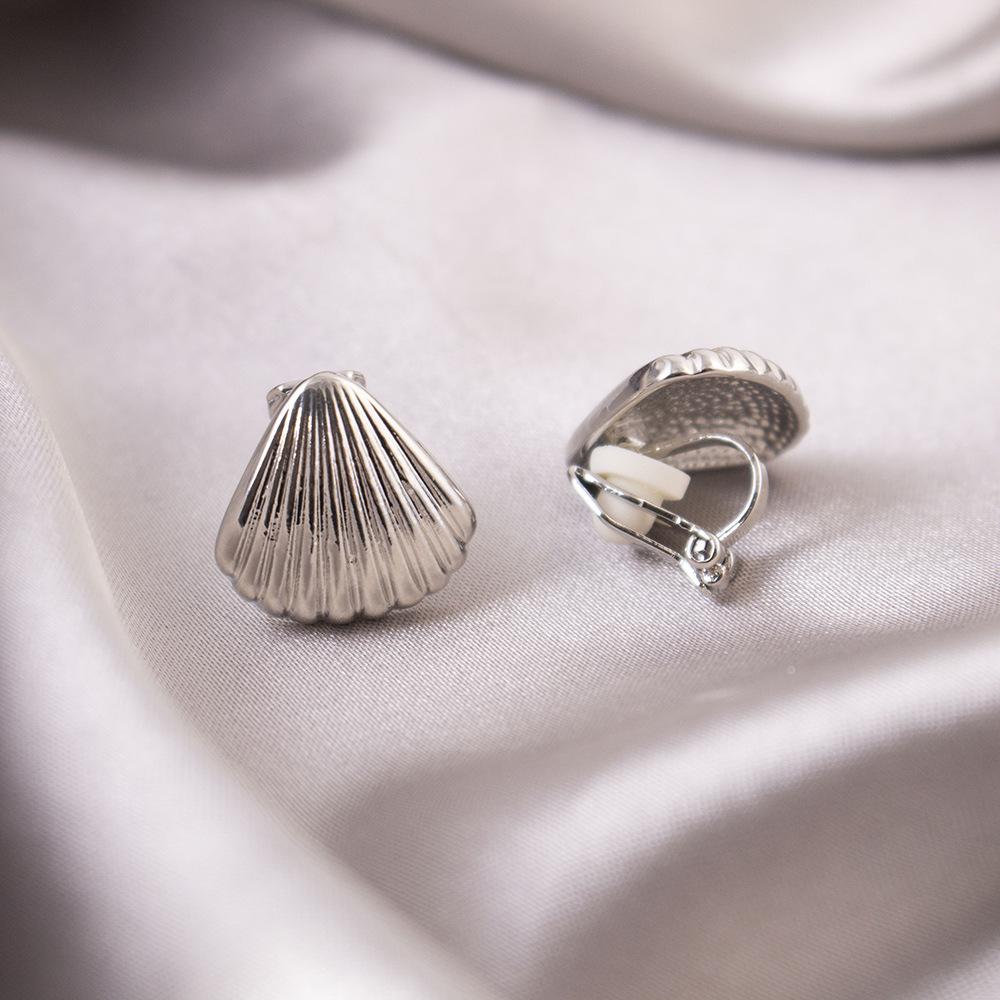 Универсальные легкие роскошные клипсы для ушей без проколов, повседневные высококачественные треугольные клипсы для ушей, универсальные женские серьги