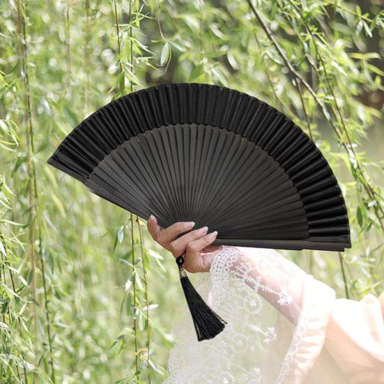 Бамбуковый ручной складной вентилятор, китайский винтажный легкий вентилятор с изысканными кисточками для фестиваля танцевальной музыки, свадебной церкви