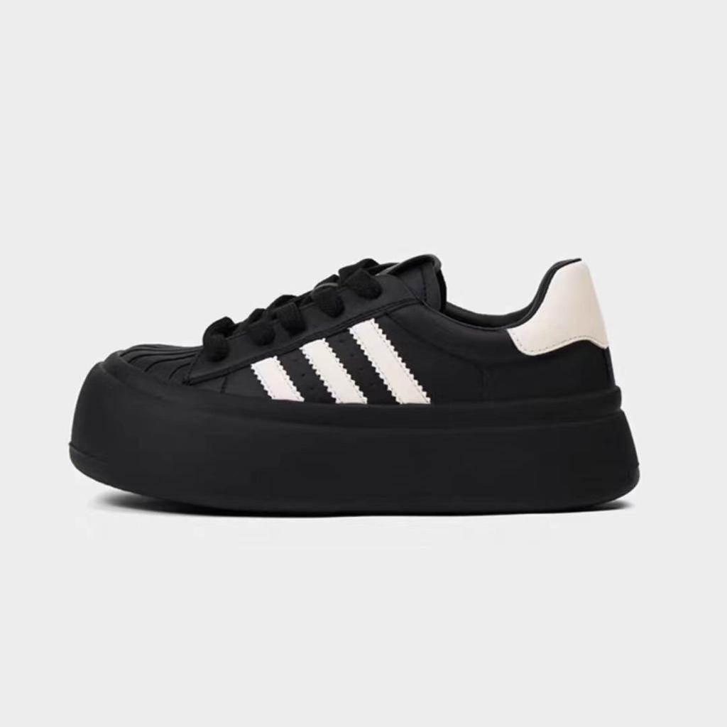 Shell Head Black Board Shoes for Women 2025 Early Spring New Thick-soled High-value Leisure Sports Big Head Cute Board Shoes for Women