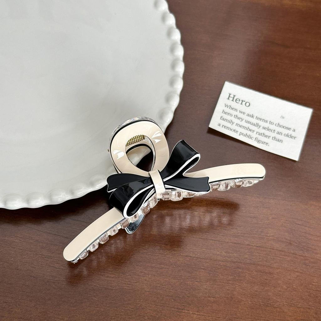 Новый Креативный Дизайн Геометрический Черно-Белый Цвет Бант Полый Зажим для Волос Ретро Ацетат Высокий Хвост Зажим-Акула