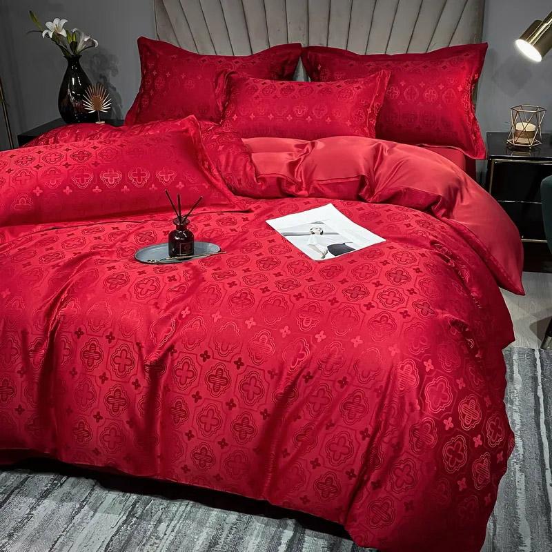 4pcs/set Light Luxury High-end Quilt Cover Sheet Bedding Set Comfortable Soft Ice Silk Naked Sleeping Bedspreads Four Piece Bedding Suits