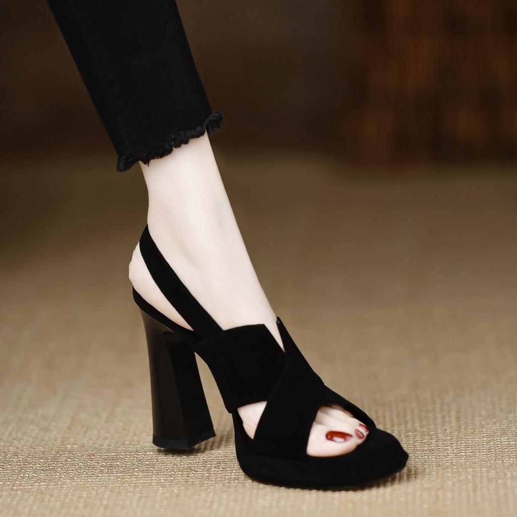 Coarse heel women's sandals 2026 summer new temperament thick-soled waterproof table empty black word with high heels women's shoes