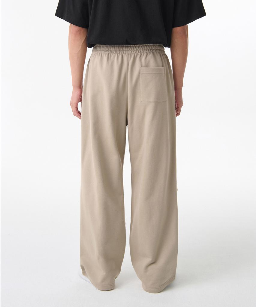 MUSINSA STANDARD Parachute Sweatpants [Grayish Beige]