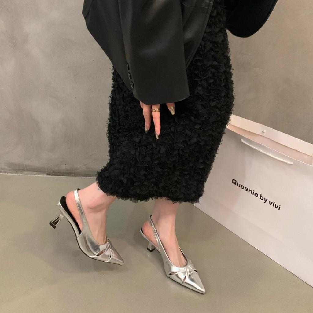 Модные французские темпераментные черные босоножки Baotou на высоком каблуке для женщин 2024 года, новые летние серебристые туфли с острым носком