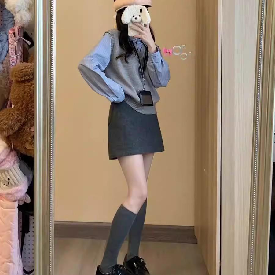 Women's Petite High Waist Dark Grey Woolen A-line Skirt - Slimming Autumn Winter 2026 Style
