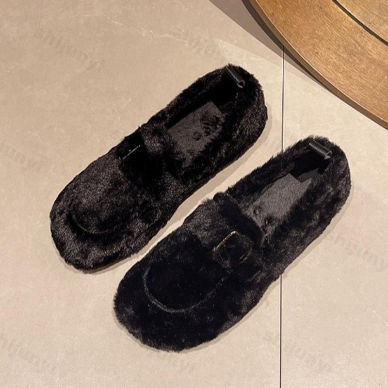 Модная женская ретро плюшевая повседневная теплая обувь-лоферы с неглубоким вырезом 2025 Зима Новая мода Универсальные мягкие удобные хлопковые балетки