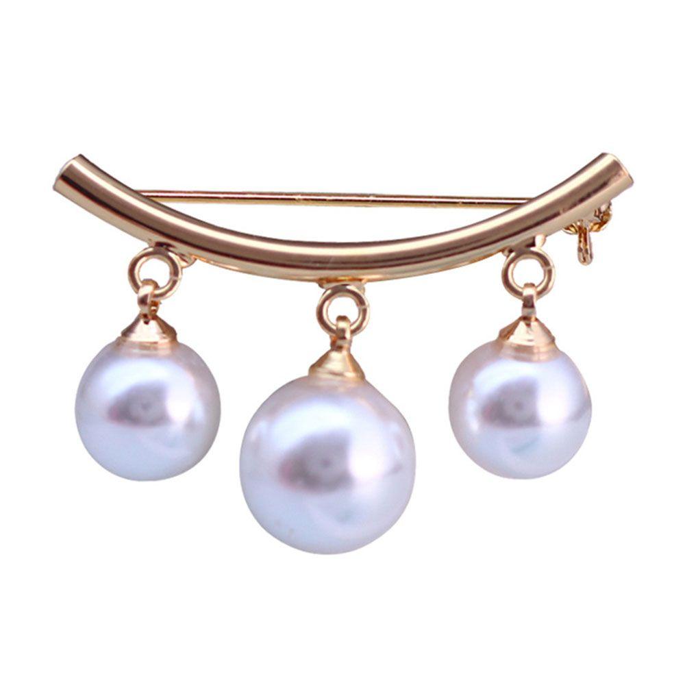 Simple Fashion Anti Slip Korean Enamel Pin Wearing Simulated Pearl Brooch Cardigan