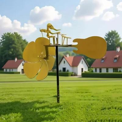 Металлическая мельница-барабанщик ручной работы с реалистичным движением барабана и тарелки. Устойчивая к погодным условиям скульптура для использования во дворе.
