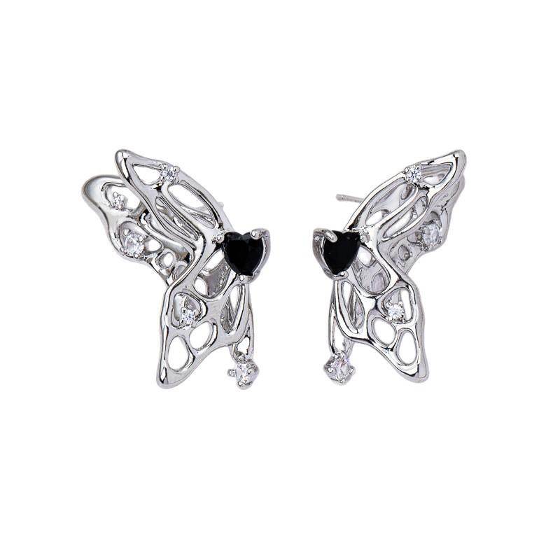 New temperament three-dimensional hollow design crystal butterfly water drop love stud earrings retro versatile high-end earrings women