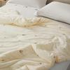 Мягкое всесезонное одеяло из полиэстера Tangna Home Textiles