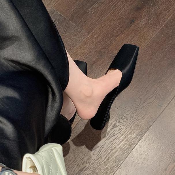 Huizhou Women's Shoes Grape Mother French Light Mouth Sandals Women's Summer Triangle Heel High-end Square Head Muller Cool Slippers Women