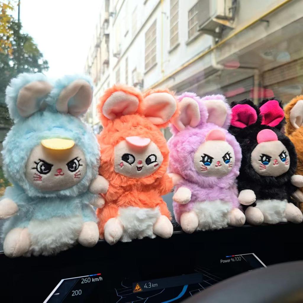 Dreamy Elf Bunny Keychain: Trendy Plush Pendant Toy