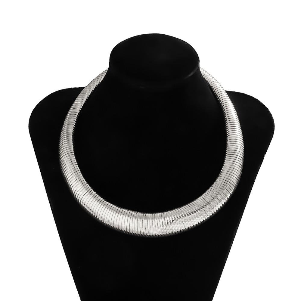 Geometric Snake Bone Line African Collar Punk Necklace New Geometric Metal Collarbone Necklace
