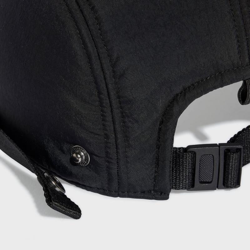 Adidas Кепка X Moon Boot черная Je1943