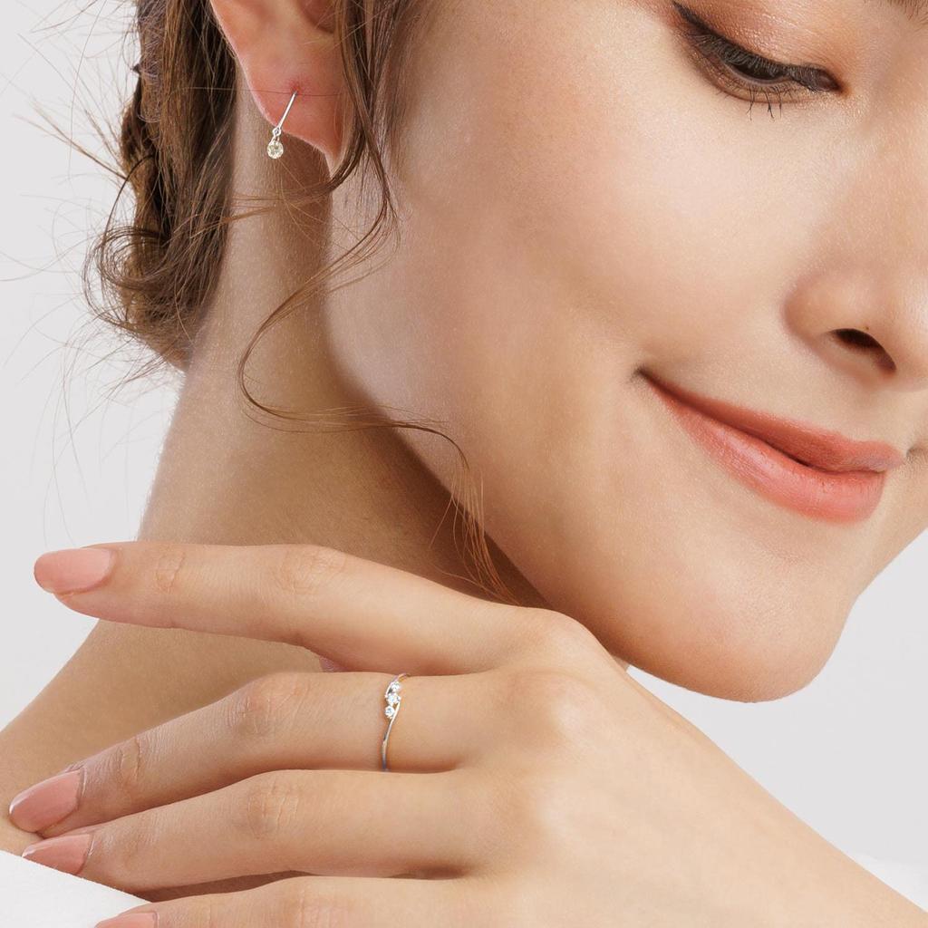 Кольцо с бриллиантом PT900 PLATINUM COLLECTION 12 [Лара Кристи] 0,1 карат Нет. лр-71-0001-12