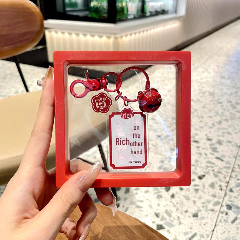 Брелок на выпускной: Мотивационный подарок для лучших учеников к экзаменам в старших классах и колледжах