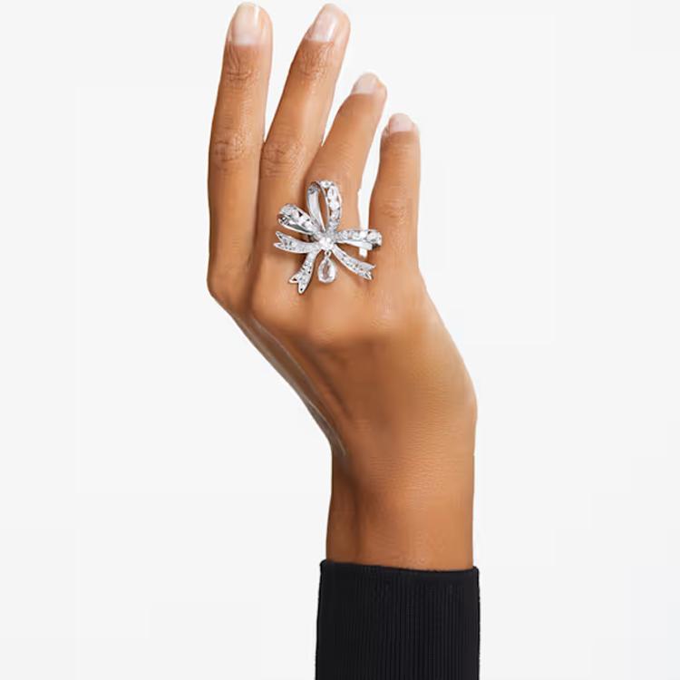 Previous Season Volta bow large cocktail ring