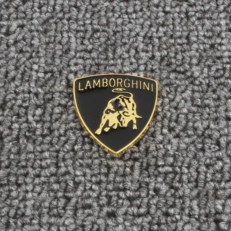 Metal Stickers Sport Car Stickers Stereoscopic Stickers Label For Lamborghini URUS Huracan Aventador decal Auto Accessories zz88