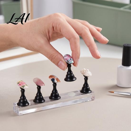 Magnetic Nail Art Holder Practice Stand Tip Display Painting Press-on for Nails Fake Stand Home Salon Plastic