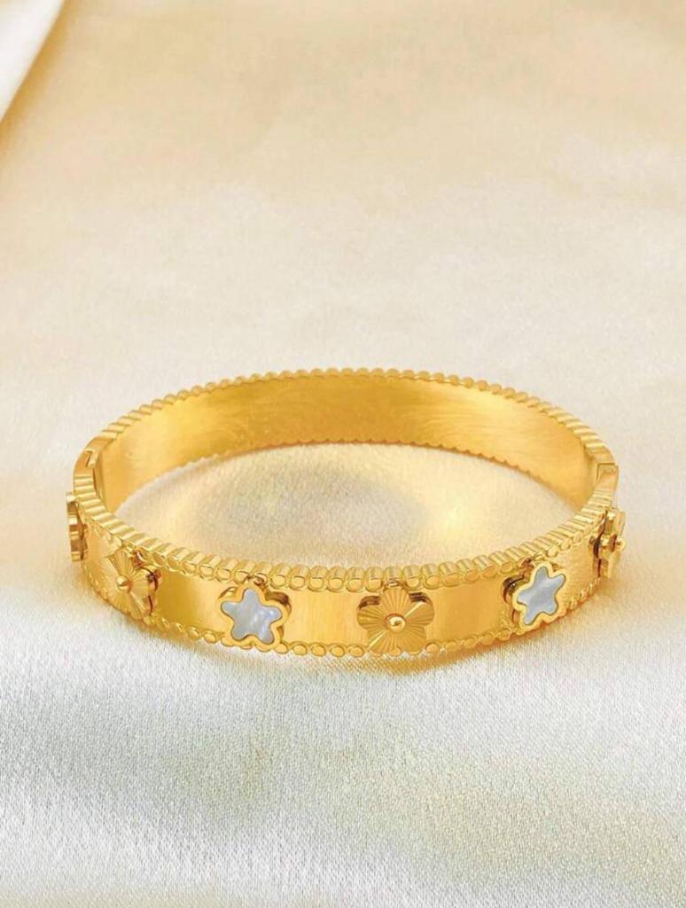 Браслет-калейдоскоп из титановой стали с 18-каратным золотым покрытием в виде пятилистного клевера - узкая и широкая версии, роскошное женское украшение.