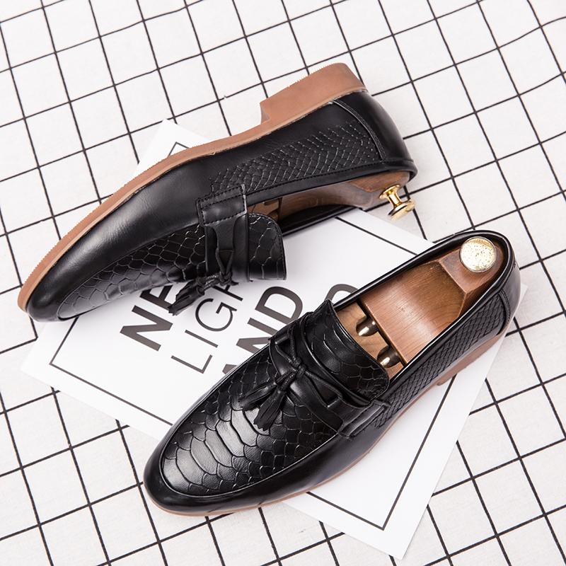 Мужские кожаные туфли без застежек для офиса, мужские формальные туфли для свадебной вечеринки, мужские туфли с кисточками, дышащие оксфорды для вождения в стиле ретро