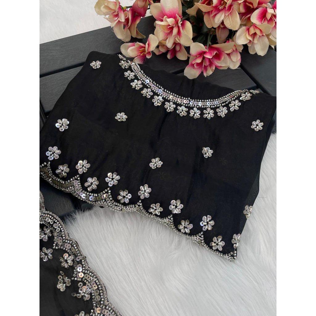 Последнее новое свадебное сари Тяжелая вышивка Настоящий Wal и Moti с пайетками*