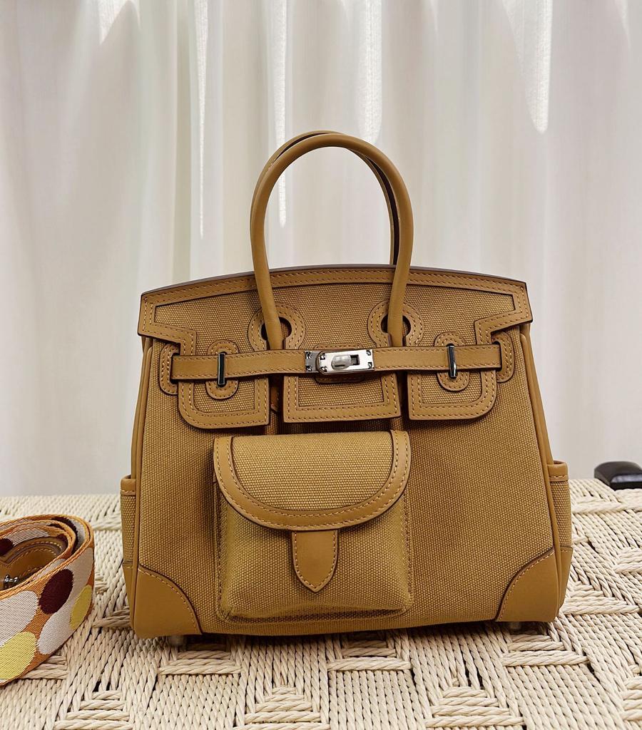 Italian Leather-Trimmed 25cm Cowhide Stitched Ladies' Handbag With Large Capacity Single Compartment And Detachable Shoulder Strap