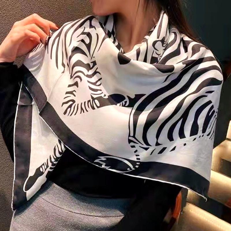 Шелковый платок Douyin 90 см квадратный платок Космические скачки Звездный конь% 100 Шелковый платок из тутового шелка Женский твиловый шелк