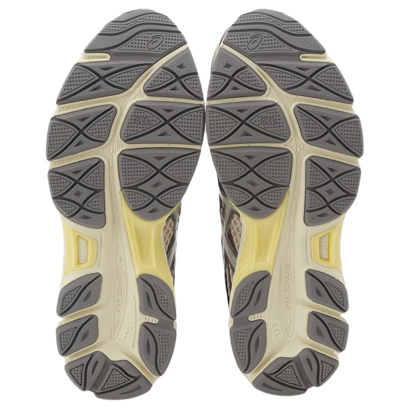 Emmi x ASICS Gel Cumulus 16 Дышащие и легкие беговые кроссовки Унисекс Бежевый Красный 1203A957-250