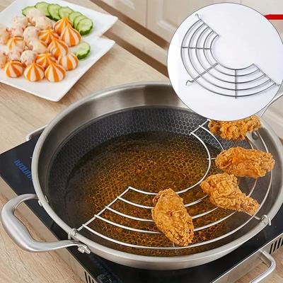 Корзина для жарки из нержавеющей стали с сеткой, щипцами для барбекю и решеткой для слива масла. Идеально подходит для жарки во фритюре и на гриле. Безопасный кухонный инструмент.