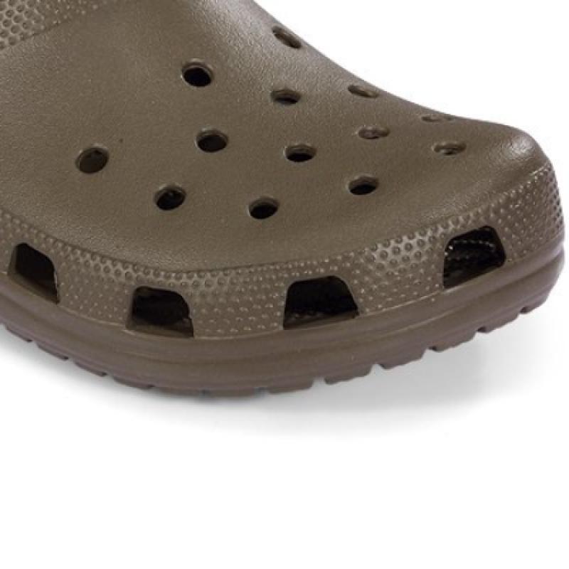 Выберите 1 из 8 видов классических сабо Crocs